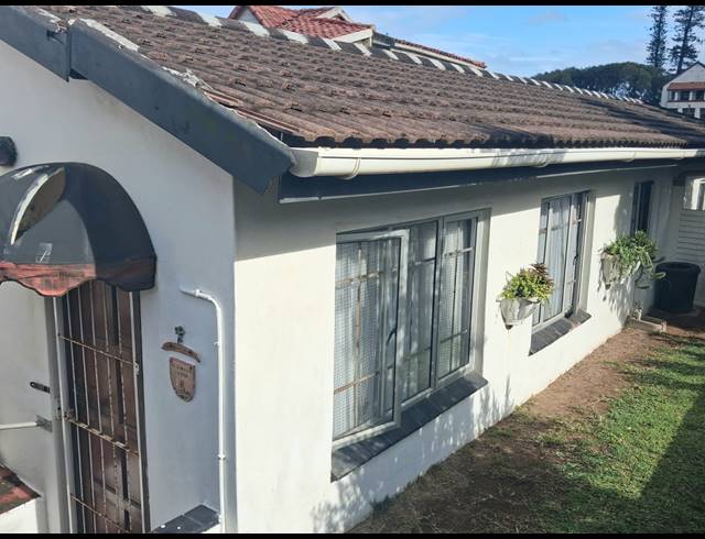 3 BEDROOM HOUSE FOR SALE IN BLUFF